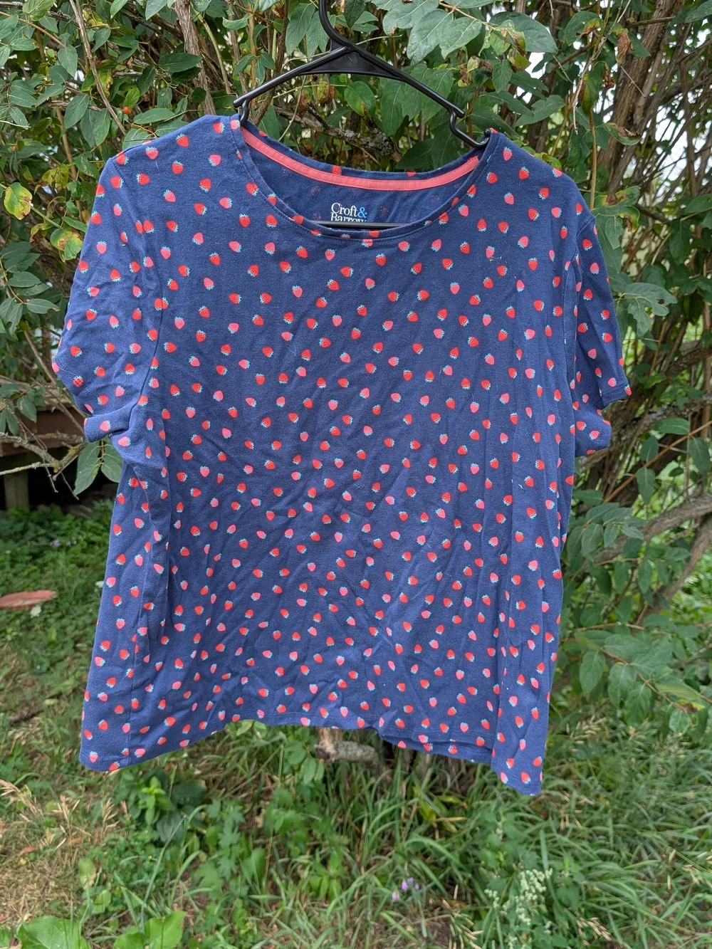 croft & barrow Navy Short Sleeve Tee with Strawberry Print
